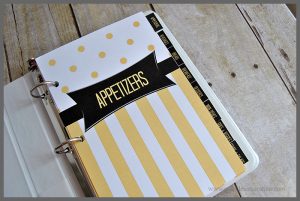 Recipe Binder Organization- Get your free printables to put together your very own Recipe Binder at Sparkles of Sunshine