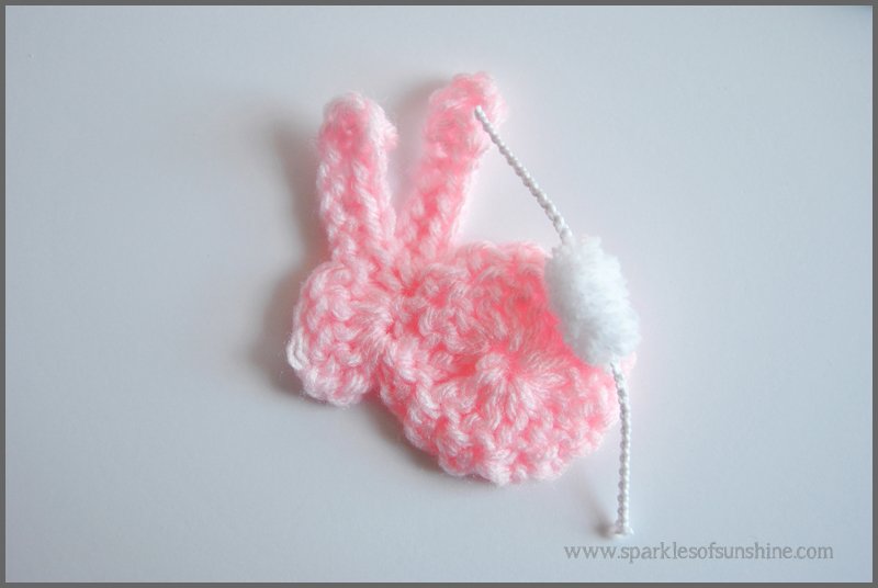 Simple & Quick Bunny Crochet Pattern at Sparkles of Sunshine. Crochet a bunny applique in minutes with these easy to follow pattern!