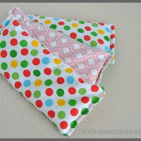 Easy Homemade Relaxation Eye Pillows With Lavender. Find out how to make one for yourself or for gifts at Sparkles of Sunshine.