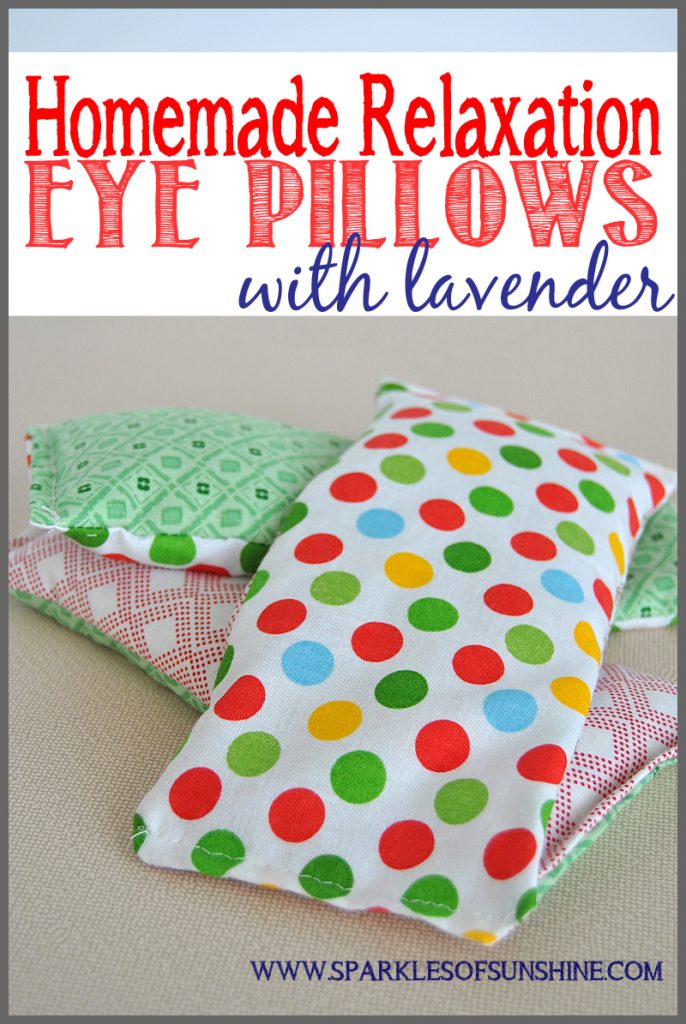 Easy Homemade Relaxation Eye Pillows With Lavender. Find out how to make one for yourself or for gifts at Sparkles of Sunshine.