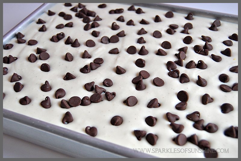 If you like a Cannoli, you'll love this recipe for a Cannoli Poke Cake at Sparkles of Sunshine.