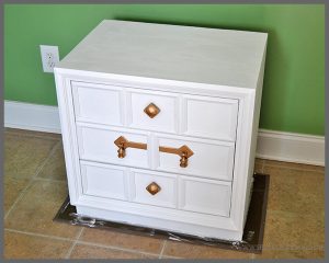 Check out an easy thrift store side table makeover at Sparkles of Sunshine. A beat-up thrifted $10 side table gets transformed into a beauty!