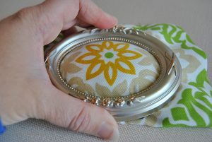 Check out this frugal gift idea, it's genius! Repurpose a picture frame into something useful...a pin cushion!