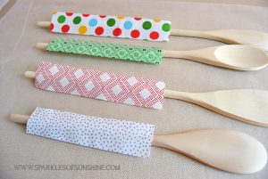 Check out this frugal gift idea, it's genius! Repurpose a picture frame into something useful...a pin cushion!