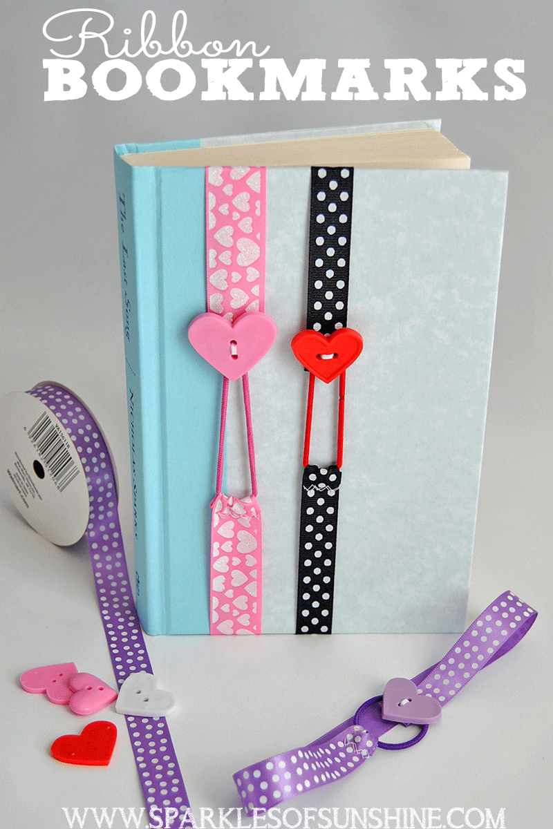 These non slip easy sew ribbon bookmarks are fun to make, and stretch to fit your book. These make perfect gifts!
