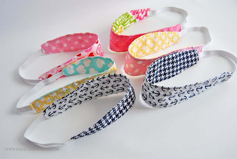 Make your own reversible fabric headbands easily with these directions and templates from Sparkles of Sunshine.