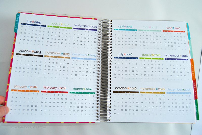 Want to know what the fuss is all about when it comes to paper planner? Get a peek into my daily planner and see why it keeps me organized!