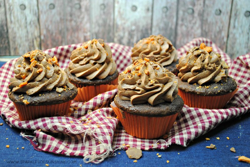 All you love about a Butterfinger candy bar, chocolate and peanut butter, in a cupcake! Get the Butterfinger Cupcake recipe today!