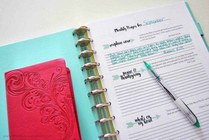 Organize your prayer life with these monthly prayer journal free printables from Sparkles of Sunshine.
