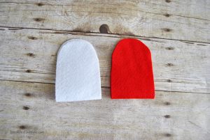 Learn how easy it is to make a felt danish heart for Valentine's Day. Perfect to fill with treats for your valentine!