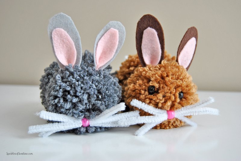 Learn how to make pom pom Easter bunnies. These sweet little bunnies are the perfect addition to Easter baskets!