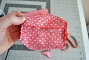 You've got the perfect bottle of wine for a hostess gift, but now what?? Dress it up a bit with this fun project. Learn how to make an easy sew wine gift bag in just minutes!
