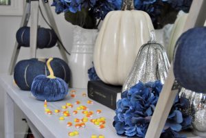 It may be easier than you think to add fall touches to your home. Check out these 7 simple ways to spruce up your home for fall.